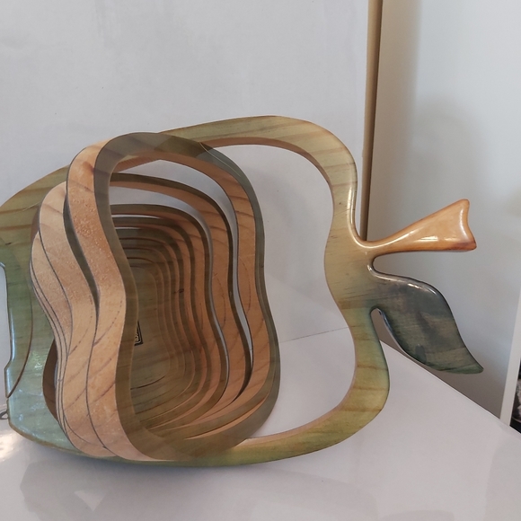 Other - Vintage Collapsible Wood basket